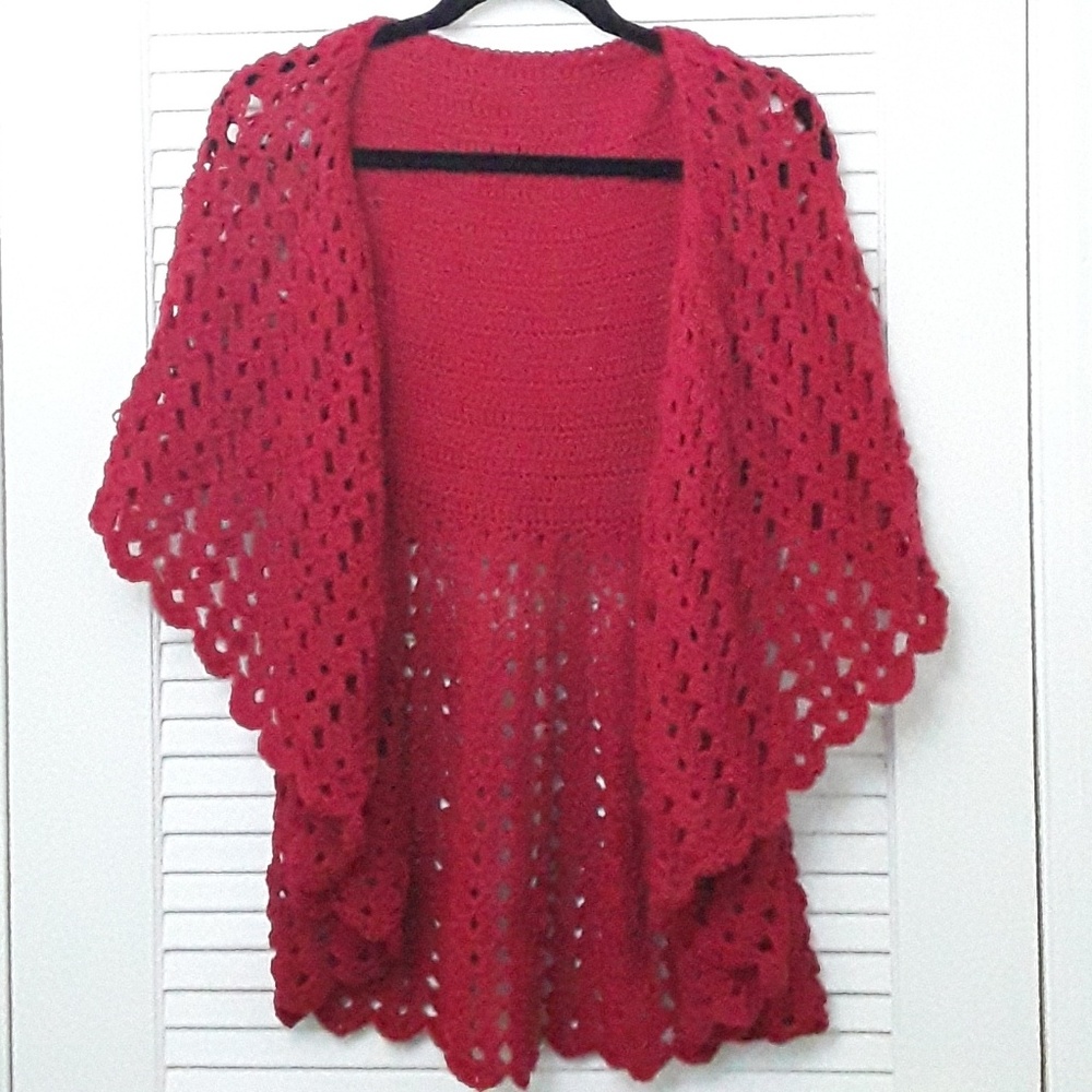 Hand Knit Made Sweater Shawl Vest Scalloped Edge